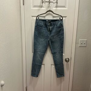 DG2 by Diane Gilman Light Blue Skinny Jeans